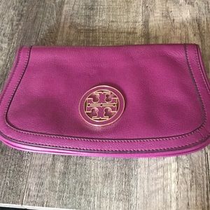 Tory Burch Amanda clutch- brand new condition